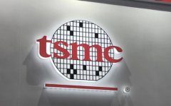 中国半导体产业面临挑战：光刻机限制与反制措